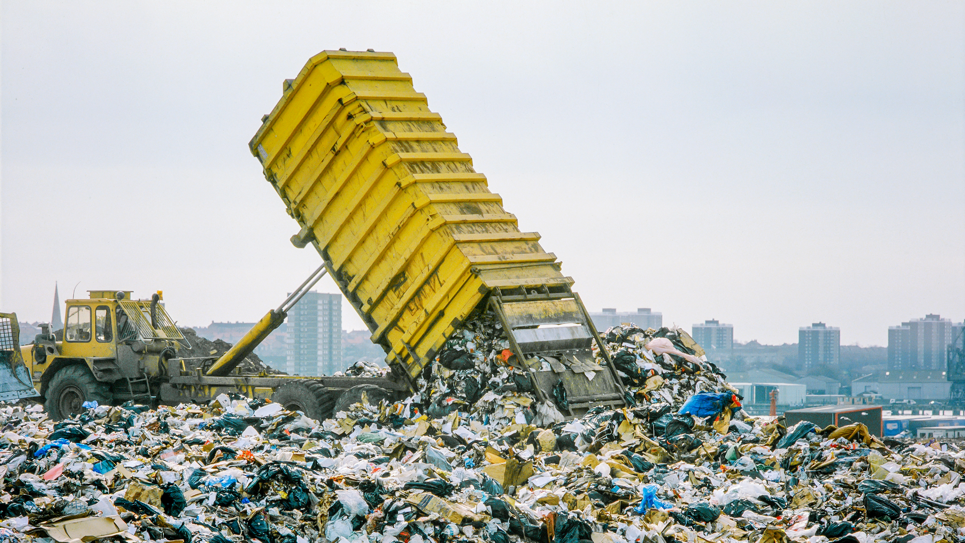 generic-landfill-waste-problem
